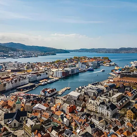 Sea & Rooftop Terrace - Modern Leilighet Bergen